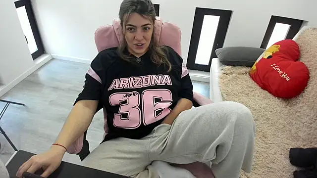 Dyana Kaylinn online show from March 24, 2026, 5:18 am