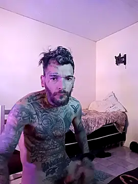 Yuni clavwro online show from October 13, 2025, 7:48 pm