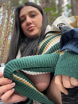 Snapshot of JessiMur chatting on September 21, 2025, 6:18 am JessiMur online show from September 21, 2025, 6:18 am