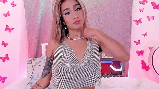 rosemonrooe online show from January 15, 2026, 4:54 pm