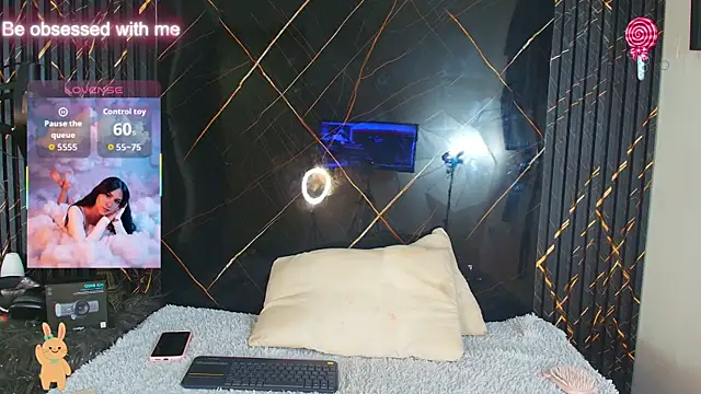 Kagome01 online show from January 13, 2026, 1:26 pm