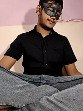 Snapshot of Dusky_Aarav chatting on December 15, 2025, 9:26 am Dusky Aarav online show from December 15, 2025, 9:26 am