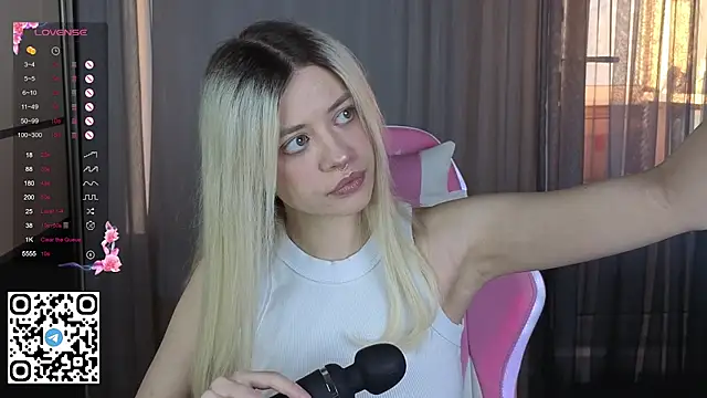 Snapshot of mybunnywendy chatting on February 23, 2026, 2:06 pm mybunnywendy online show from February 23, 2026, 2:06 pm