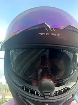 Snapshot of Juana_777 chatting on November 10, 2025, 10:15 pm Juana 777 online show from November 10, 2025, 10:15 pm