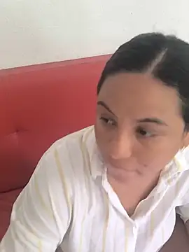 Snapshot of Francesca_ferrari chatting on June 21, 2026, 4:35 pm Francesca ferrari online show from June 21, 2026, 4:35 pm