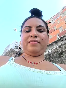 Snapshot of Francesca_ferrari chatting on December 19, 2025, 8:33 pm Francesca ferrari online show from December 19, 2025, 8:33 pm