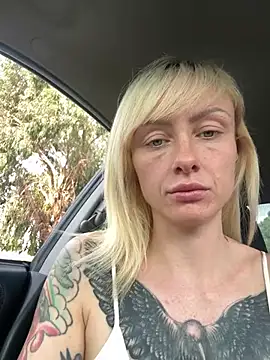 Snapshot of haileyhope_ chatting on December 10, 2024, 11:54 am haileyhope  online show from December 10, 2024, 11:54 am