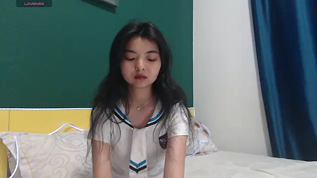 Snapshot of Shy_Kira chatting on May 11, 2026, 9:10 am Shy Kira online show from May 11, 2026, 9:10 am