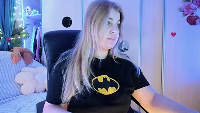 CoraSwon online show from February 7, 2026, 5:59 am