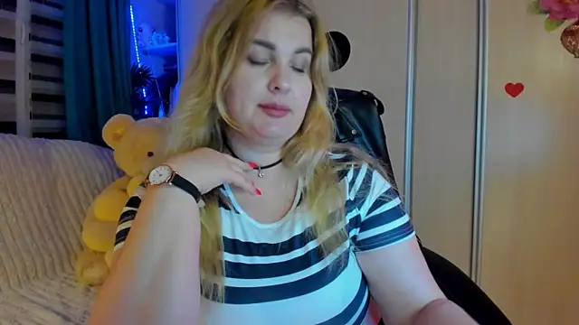 CoraSwon online show from March 27, 2026, 7:26 pm