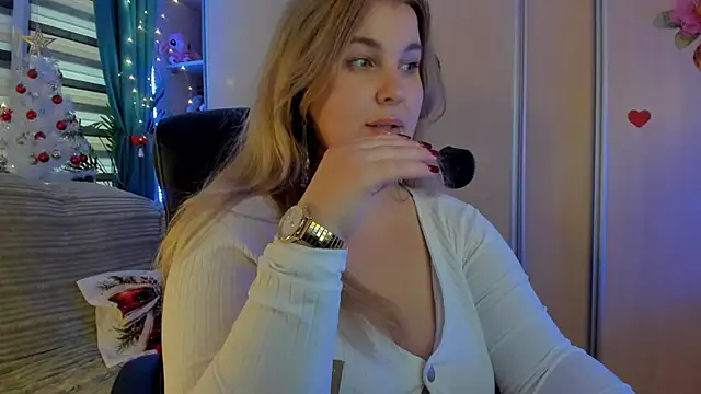 CoraSwon online show from December 23, 2025, 9:19 am