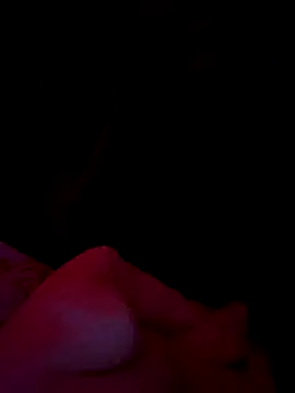 KLoveeee online show from December 4, 2025, 2:16 pm