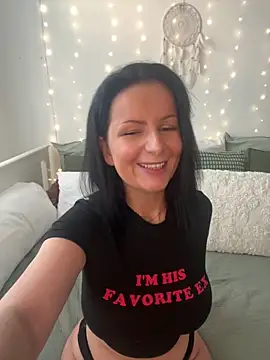 Off  Melonenmandy online show from March 23, 2026, 4:18 pm