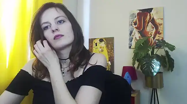 Snapshot of juicyNadine chatting on March 21, 2025, 12:28 pm juicyNadine online show from March 21, 2025, 12:28 pm