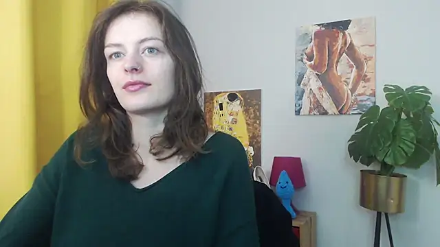 Snapshot of juicyNadine chatting on December 3, 2025, 5:52 am juicyNadine online show from December 3, 2025, 5:52 am