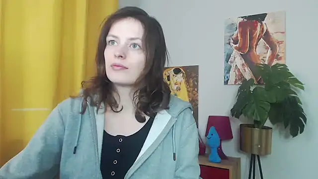 Snapshot of juicyNadine chatting on November 16, 2025, 7:24 am juicyNadine online show from November 16, 2025, 7:24 am