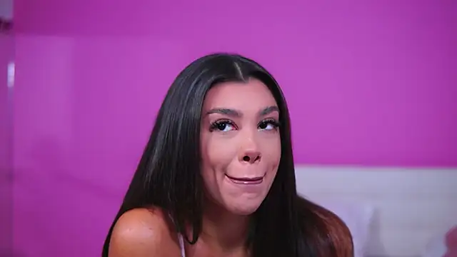 Snapshot of NatyDesiree chatting on September 9, 2025, 7:07 am NatyDesiree online show from September 9, 2025, 7:07 am