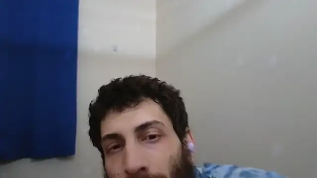 Snapshot of pantslesstraveler_plt chatting on February 3, 2025, 9:30 am pantslesstraveler plt online show from February 3, 2025, 9:30 am