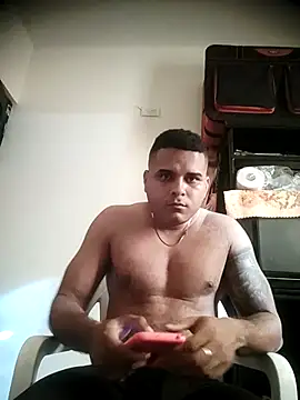 Snapshot of SaucyAffair0 chatting on January 19, 2026, 1:15 pm SaucyAffair0 online show from January 19, 2026, 1:15 pm