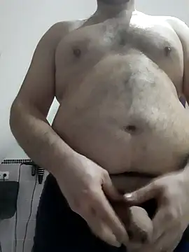 Snapshot of ced62000 chatting on November 12, 2025, 6:45 pm ced62000 online show from November 12, 2025, 6:45 pm