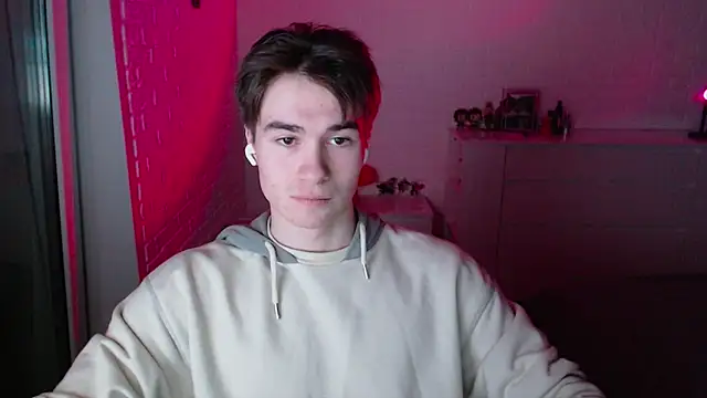 Snapshot of MarkusDean chatting on November 26, 2025, 9:15 pm MarkusDean online show from November 26, 2025, 9:15 pm