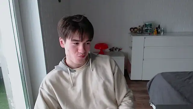 Snapshot of MarkusDean chatting on November 28, 2025, 8:25 am MarkusDean online show from November 28, 2025, 8:25 am