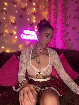 Snapshot of Chachou000 chatting on March 20, 2025, 4:53 pm Chachou000 online show from March 20, 2025, 4:53 pm