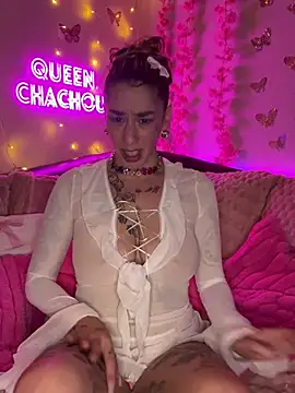 Snapshot of Chachou000 chatting on March 22, 2025, 9:31 pm Chachou000 online show from March 22, 2025, 9:31 pm