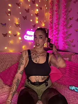 Snapshot of Chachou000 chatting on March 17, 2025, 7:58 pm Chachou000 online show from March 17, 2025, 7:58 pm