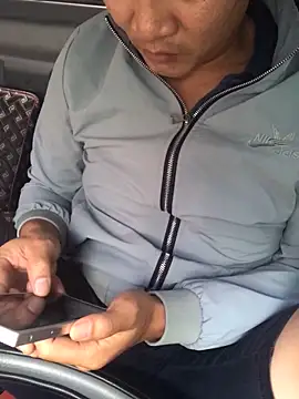 Vanilahirl online show from November 3, 2025, 5:45 am