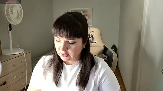 Snapshot of Tina_Dolly chatting on July 8, 2026, 11:11 am Tina Dolly online show from July 8, 2026, 11:11 am