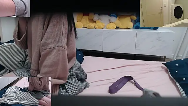 Snapshot of Kakushi_dori chatting on February 3, 2025, 8:35 am Kakushi dori online show from February 3, 2025, 8:35 am