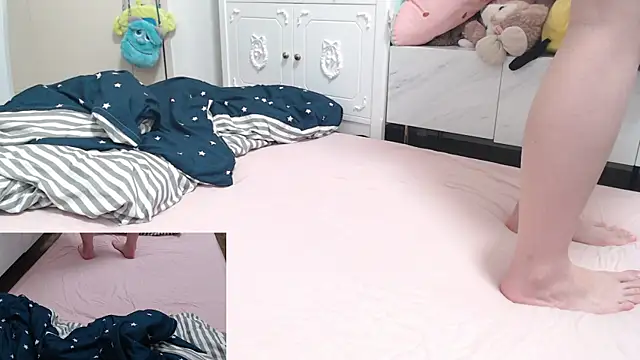 Snapshot of Kakushi_dori chatting on December 25, 2024, 3:38 pm Kakushi dori online show from December 25, 2024, 3:38 pm