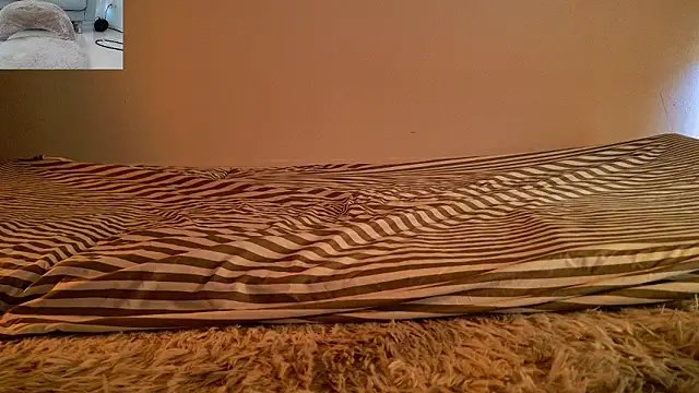 Snapshot of Kakushi_dori chatting on December 4, 2025, 3:16 am Kakushi dori online show from December 4, 2025, 3:16 am