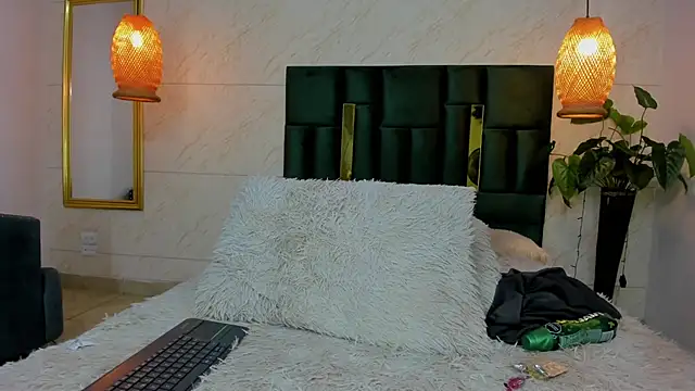 Snapshot of Levy_Steve chatting on September 28, 2025, 3:46 am Levy Steve online show from September 28, 2025, 3:46 am