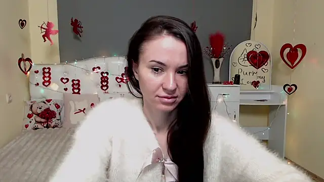 Snapshot of KaraCriegs chatting on February 2, 2026, 6:51 pm KaraCriegs online show from February 2, 2026, 6:51 pm