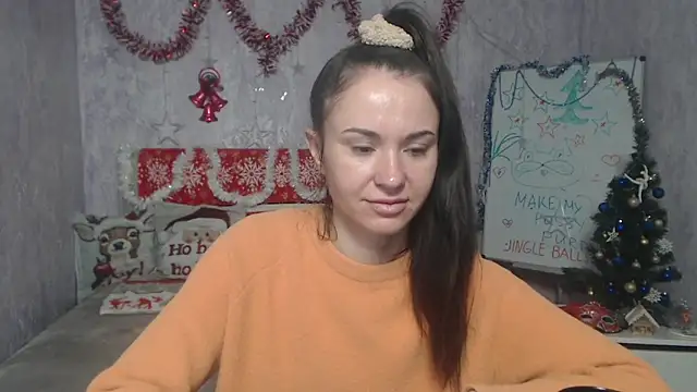 Snapshot of KaraCriegs chatting on December 21, 2025, 6:53 pm KaraCriegs online show from December 21, 2025, 6:53 pm