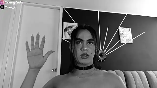 Snapshot of Liam_Taylor chatting on March 7, 2025, 9:06 pm Liam Taylor online show from March 7, 2025, 9:06 pm