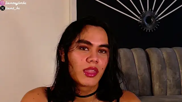 Snapshot of Liam_Taylor chatting on March 6, 2025, 10:58 pm Liam Taylor online show from March 6, 2025, 10:58 pm