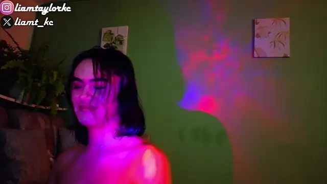 Snapshot of Liam_Taylor chatting on January 26, 2025, 3:17 am Liam Taylor online show from January 26, 2025, 3:17 am