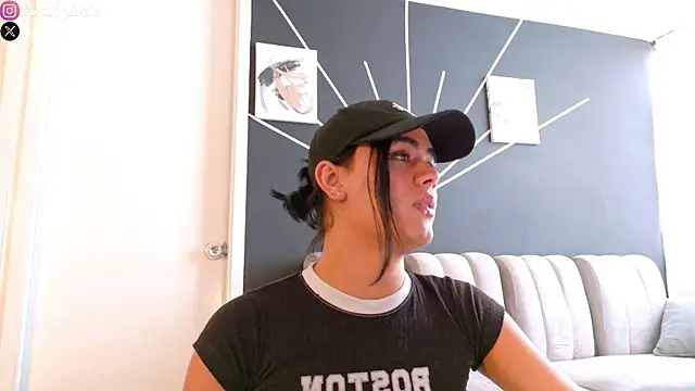 Snapshot of Liam_Taylor chatting on March 18, 2025, 7:33 pm Liam Taylor online show from March 18, 2025, 7:33 pm