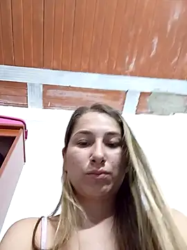 Iris love18 online show from November 8, 2025, 1:47 pm