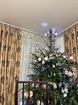 Snapshot of NadiraNoor chatting on December 21, 2025, 10:21 pm NadiraNoor online show from December 21, 2025, 10:21 pm