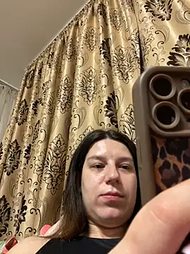 Snapshot of NadiraNoor chatting on February 15, 2026, 10:41 pm NadiraNoor online show from February 15, 2026, 10:41 pm