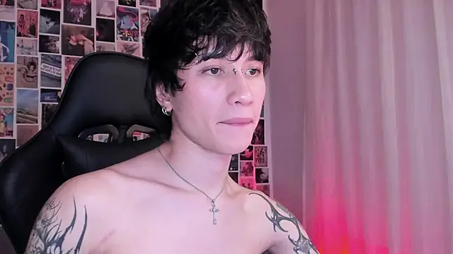 Snapshot of liamelf chatting on January 19, 2025, 8:07 am liamelf online show from January 19, 2025, 8:07 am