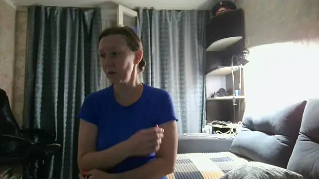 Snapshot of WindChristy chatting on October 10, 2025, 3:18 am WindChristy online show from October 10, 2025, 3:18 am