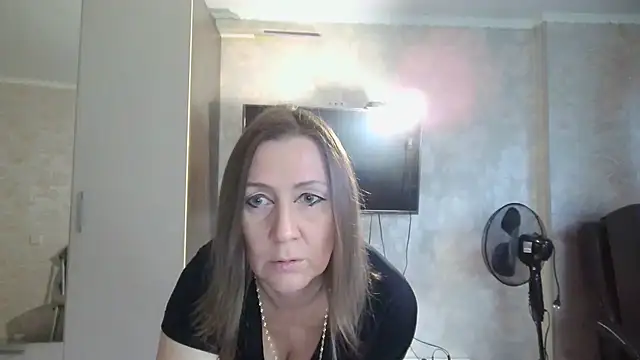 Snapshot of WindChristy chatting on September 8, 2025, 3:55 pm WindChristy online show from September 8, 2025, 3:55 pm