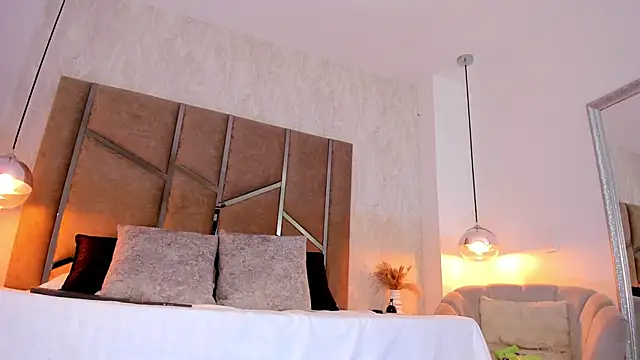 Snapshot of Martinaa_Jones_ chatting on November 29, 2025, 8:20 pm Martinaa Jones online show from November 29, 2025, 8:20 pm