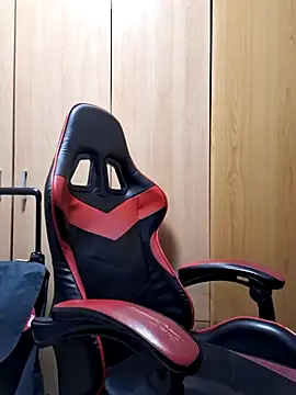 Snapshot of Javier_bear chatting on November 15, 2025, 10:47 pm Javier bear online show from November 15, 2025, 10:47 pm