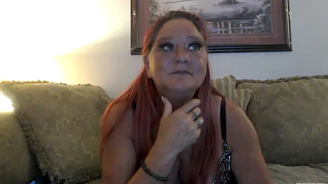 LexxiLeeds online show from November 5, 2025, 11:13 am